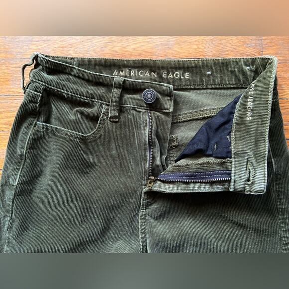AMERICAN EAGLE Super Stretch Green Corduroy Hi-Rise Jeggings sz 4 (NWOT) - Picture 4 of 16